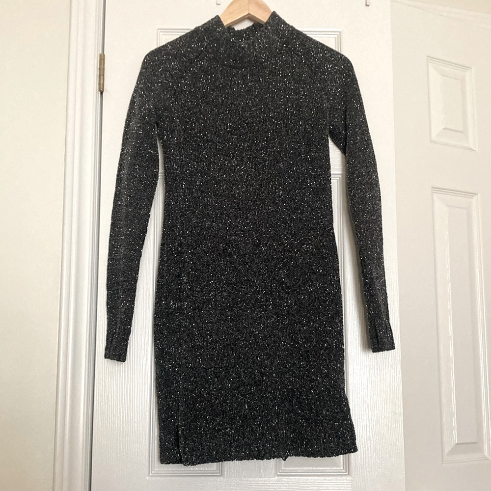 🩶 Glittery sparkly thread knit sweater dress in Grey. XS.